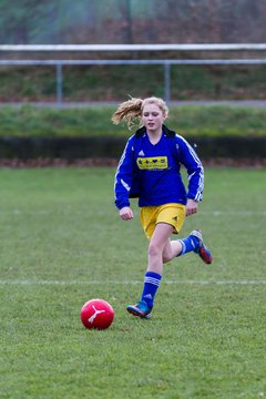 Bild 15 - B-Juniorinnen TSV Gnutz o.W. - SV Henstedt Ulzburg II : Ergebnis: ca. 5:0